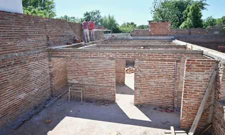 La inversión en las escuelas del gobierno de la provincia de Santa Fe supera los $11.000 millones de pesos. La inversión en las escuelas del gobierno de la provincia de Santa Fe supera los $11.000 millones de pesos.