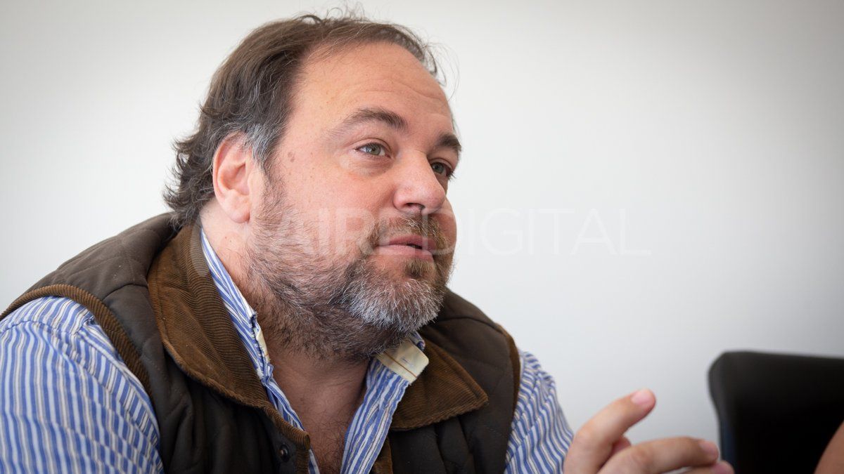 Fernández, que es un apasionado de las motos y los viajes, armó con sus socios una empresa enfocada en las cubiertas para motocicletas de aventura.