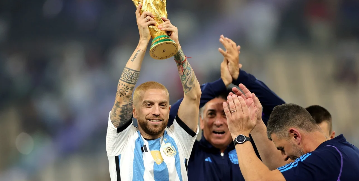 Nuevas versiones sobre la polémica salida de Papu Gómez de la Selección Argentina.