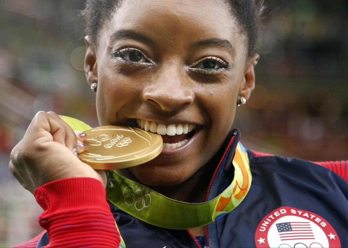 La serie documental de Simone Biles cuenta el resurgir de la carrera de la gimnasta luego de los Juegos Olímpicos de Tokio 2020.