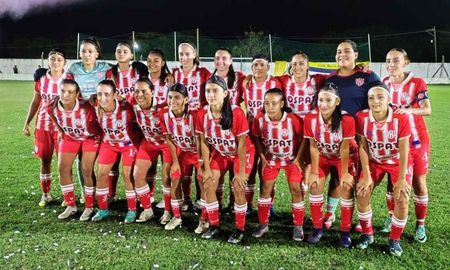 Unión se quedó con el torneo Apertura y Clausura de Liga Santafesina. Foto: Prensa Unión. Unión se quedó con el torneo Apertura y Clausura de Liga Santafesina. Foto: Prensa Unión.