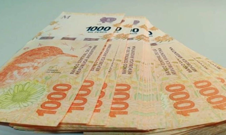 Entre las medidas anunciadas por el Gobierno se encuentra el bono de $60.000 para trabajadores en relación de dependencia. Entre las medidas anunciadas por el Gobierno se encuentra el bono de $60.000 para trabajadores en relación de dependencia.