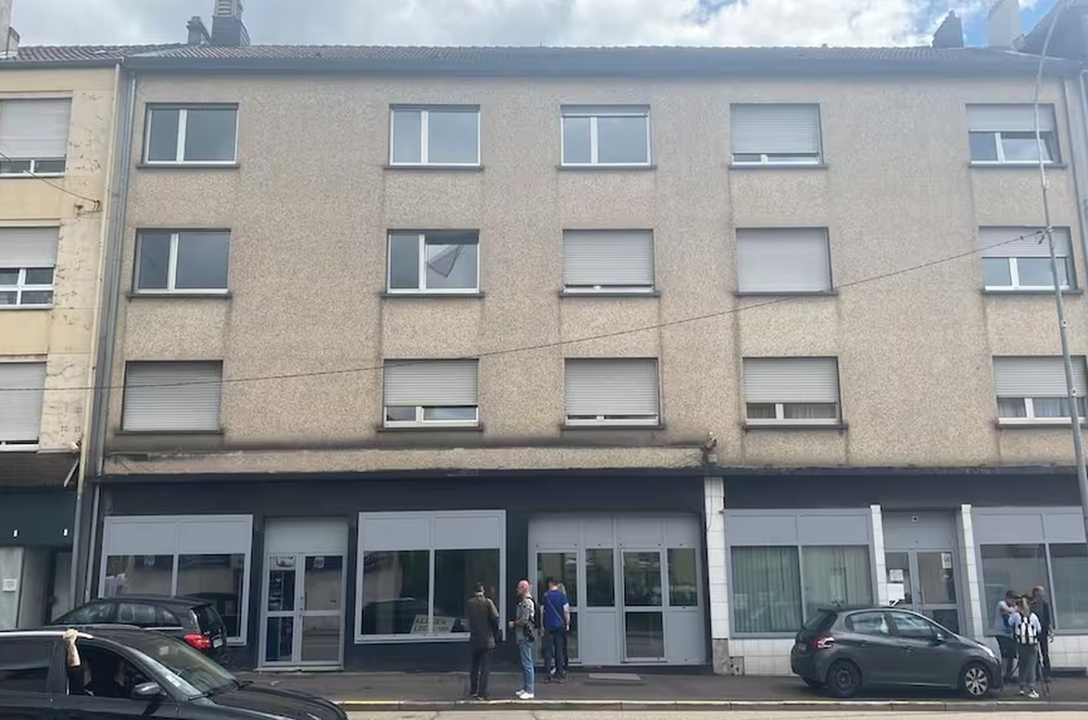 El edificio en Forbach donde una mujer afirma haber sido torturada por su esposo durante años. El edificio en Forbach donde una mujer afirma haber sido torturada por su esposo durante años.
