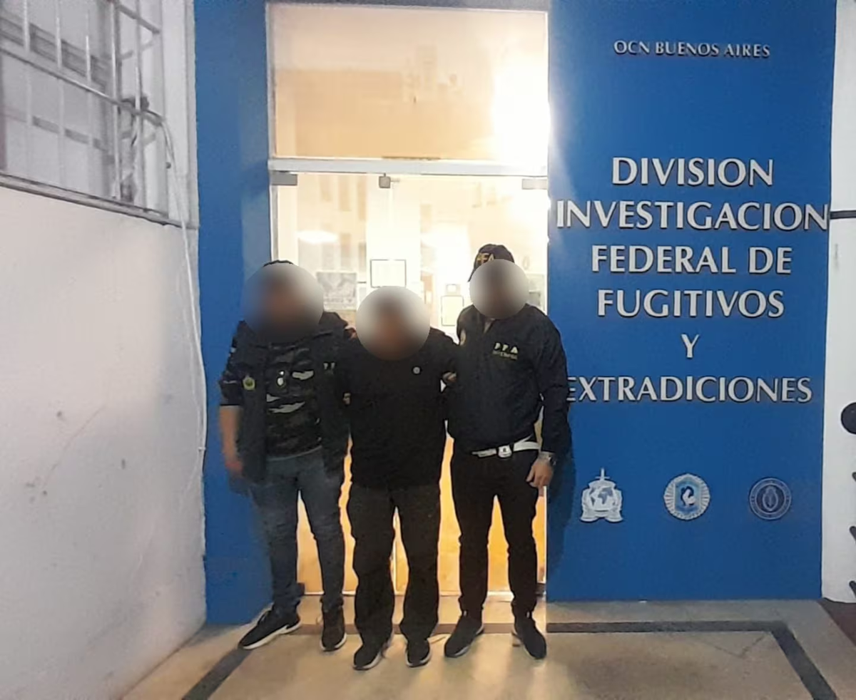Peter Francis Kennedy, uno de los pedófilos más buscados de Latinoamérica, fue detenido este jueves. Peter Francis Kennedy, uno de los pedófilos más buscados de Latinoamérica, fue detenido este jueves.
