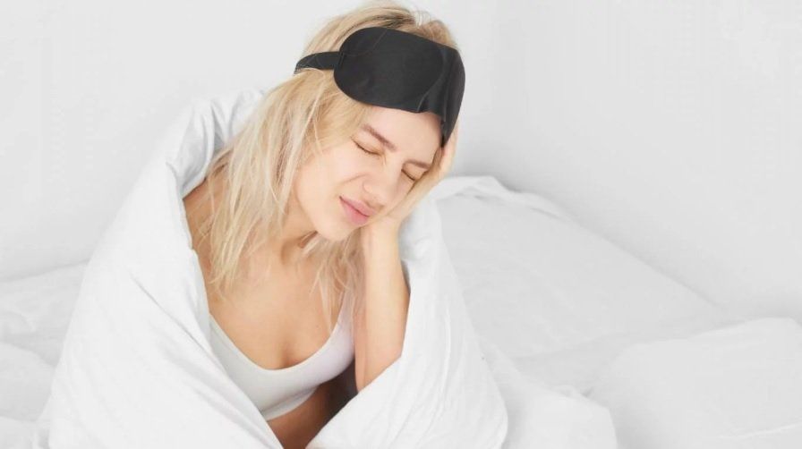 Si te levantás con dolor de cabeza sin una razón aparente, puede que sea por este motivo