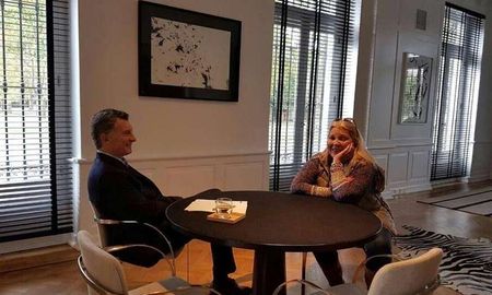 elisa carrio volvio a escena con una visita secreta a olivos: triaca, aborto y amia, en la agenda elisa carrio volvio a escena con una visita secreta a olivos: triaca, aborto y amia, en la agenda