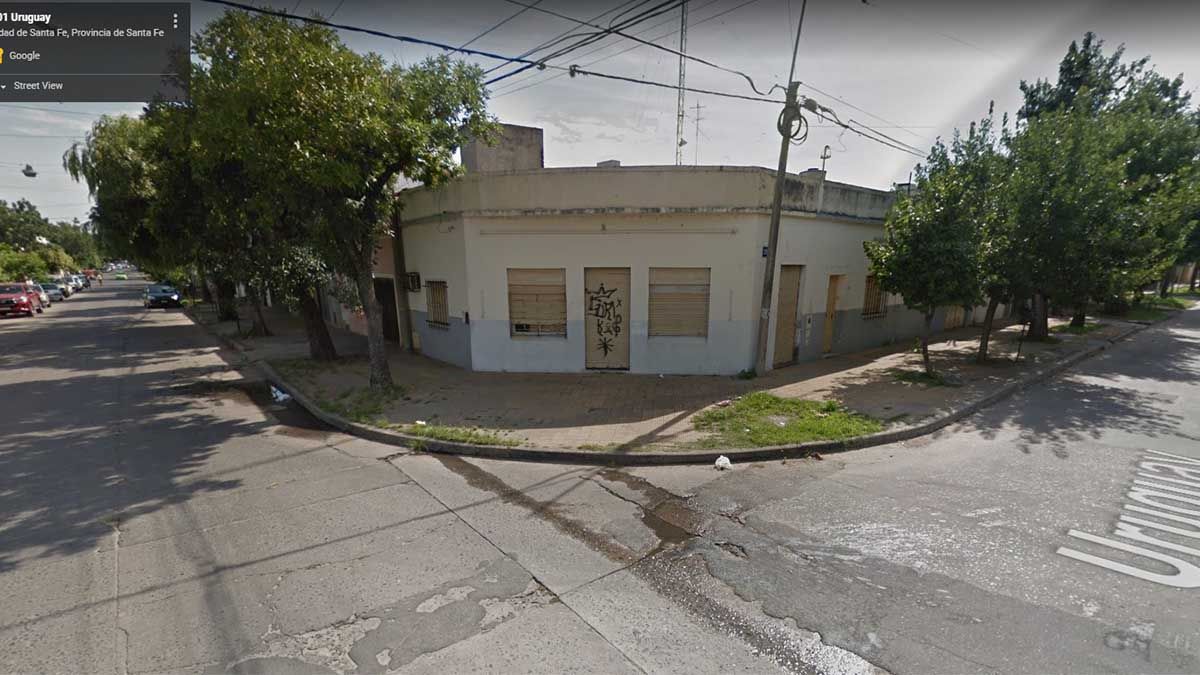 Gobernador Freyre y Uruguay: la esquina donde el jueves en plena tarde se produjo el enfrentamiento entre mujeres.