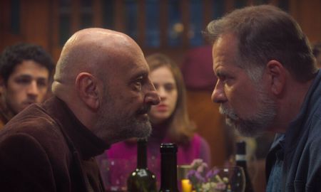 El choque cultural entre dos familias es furor en Netflix.