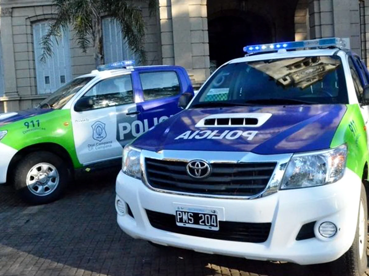 Alberto Daniel Ibarra, renunció a su cargo porque su hija, oficial principal de la Policía bonaerense, fue detenida ayer, junto a otros ocho efectivos.