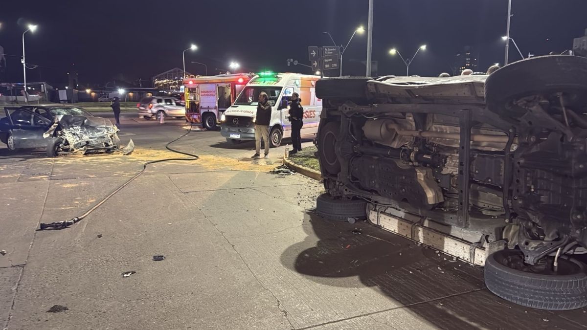 El impactante accidente ocurrió el viernes por la tarde en Avenida Alem. El impactante accidente ocurrió el viernes por la tarde en Avenida Alem.