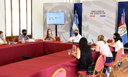El secretario de Comercio se reunió en Rosario con representantes de transportistas escolares y de jardines maternales.&nbsp;