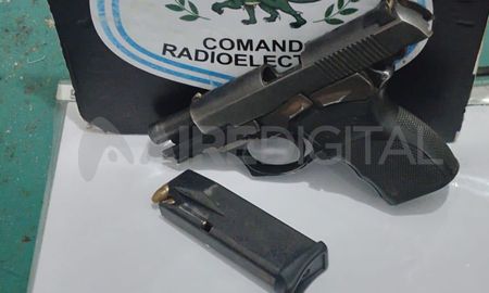 El arma secuestrada al hombre que se fugó El arma secuestrada al hombre que se fugó