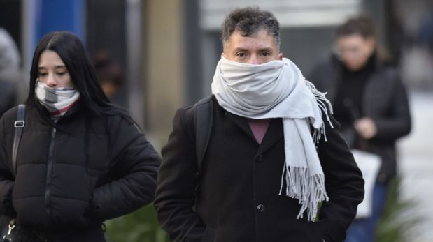 El ingreso de aire frío y la disminución del viento generan condiciones propicias para heladas en Santa Fe, en un escenario de bajas temperaturas, nubosidad variable y posibles bancos de niebla.