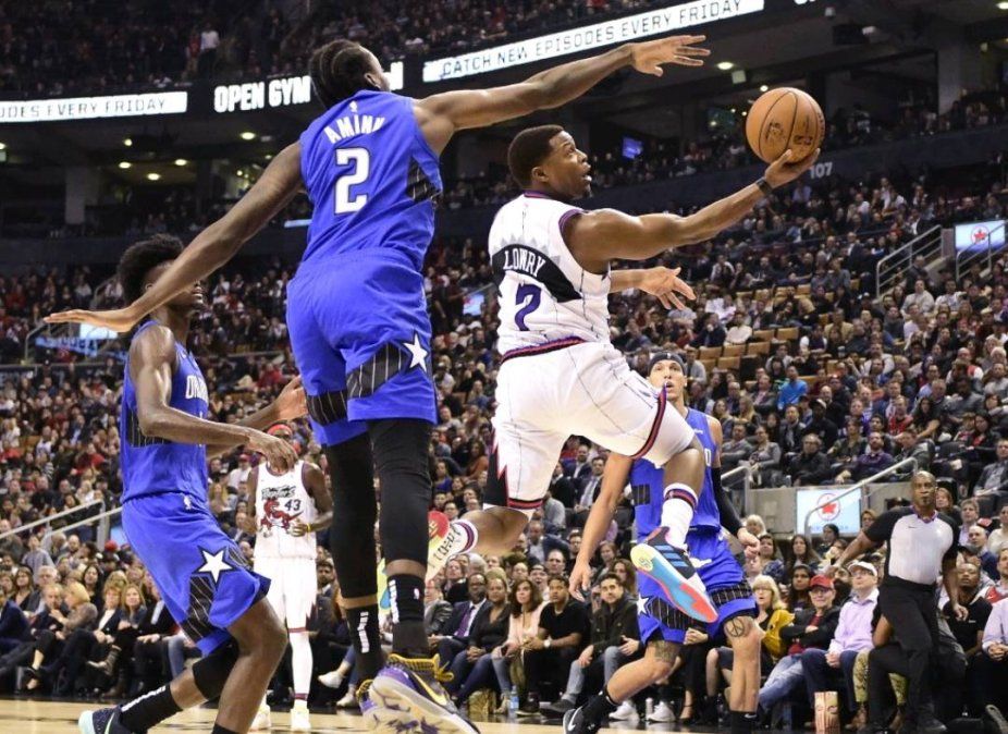 El campeón Toronto Raptors venció a Orlando Magic en la NBA