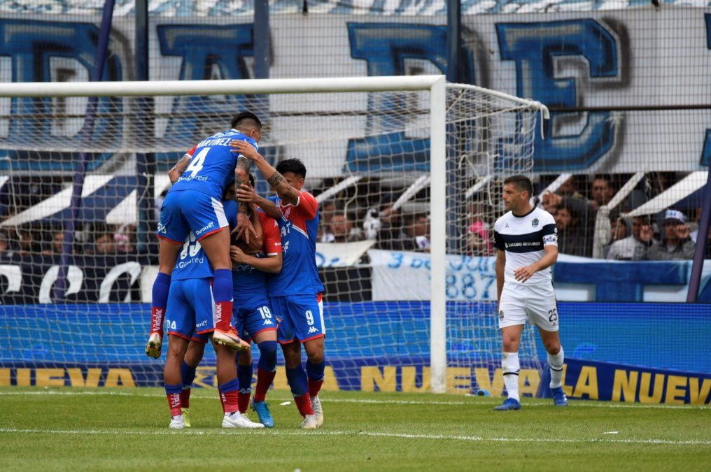 Superliga: Unión le ganó en La Plata al Gimnasia de Maradona y sumó su tercera victoria al hilo