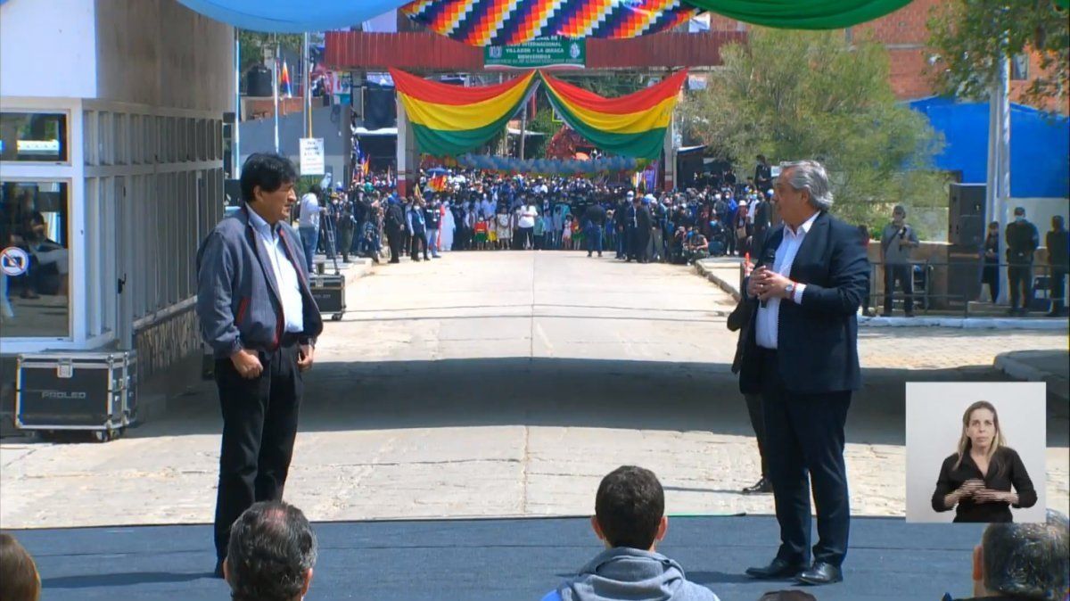 A principios de noviembre, Alberto Fernández despidió en la localidad jujeña de La Quiaca al exmandatario boliviano Evo Morales, quien regresó a su país tras exiliarse en la Argentina.