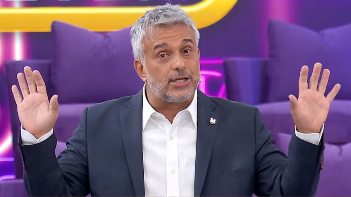 El conductor Mario Massaccesi ofició de celestino de la pareja desde el inicio del ciclo.