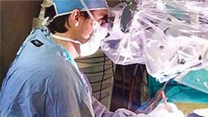 El neurocirujano Rubino que operó a Maradona admira al 