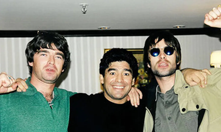 Oasis en Argentina: la noche loca en Buenos Aires con Diego Maradona Oasis en Argentina: la noche loca en Buenos Aires con Diego Maradona