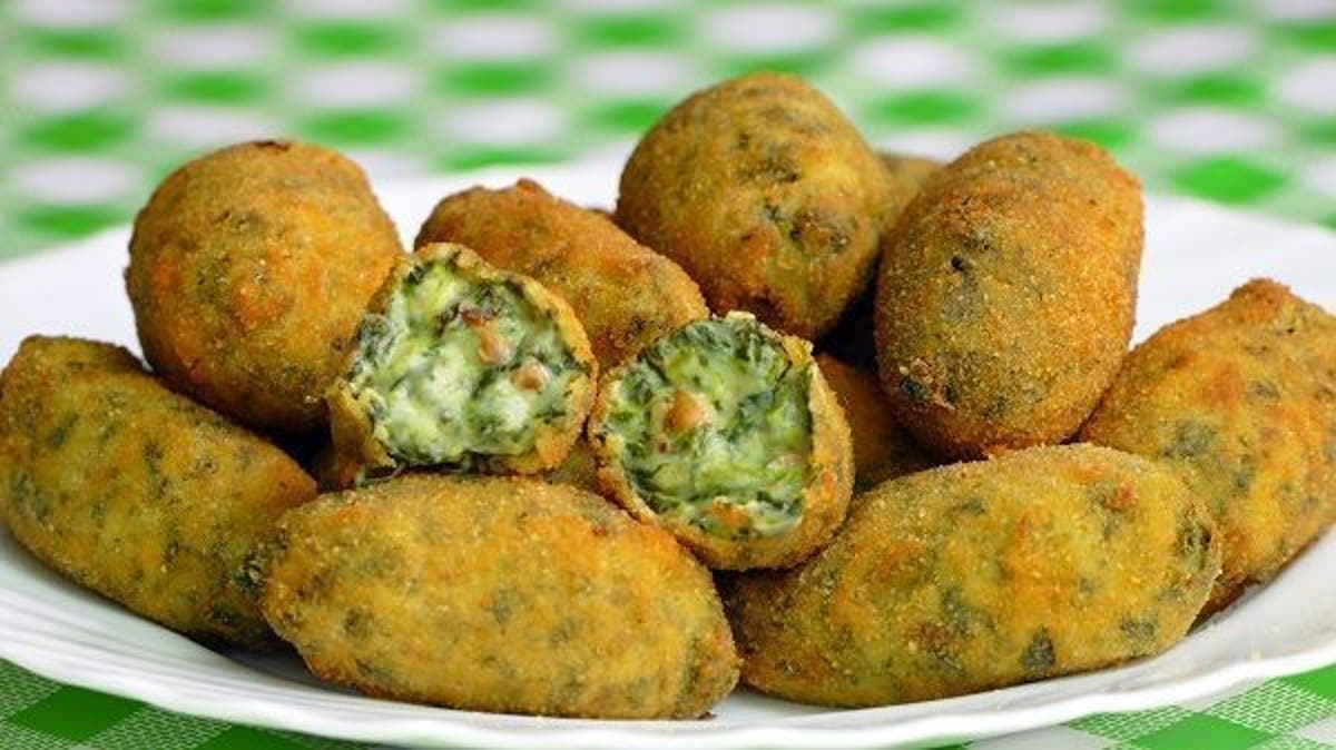 Las croquetas de acelga y queso son una buena variante para incorporar verduras a tu dieta o a la de tus hijos. Las croquetas de acelga y queso son una buena variante para incorporar verduras a tu dieta o a la de tus hijos.