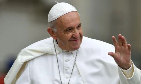 el papa pidio que haya acceso universal a los tratamientos contra el coronavirus el papa pidio que haya acceso universal a los tratamientos contra el coronavirus