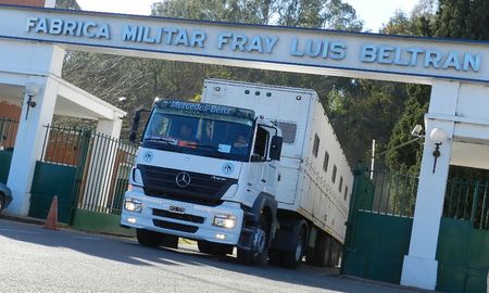 Declaran zona militar a la fábrica de armas de Fray Luis Beltrán. Declaran zona militar a la fábrica de armas de Fray Luis Beltrán.