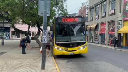 Transporte en Santa Fe: buscan evitar subas del boleto y sostener el servicio nocturno pese a la presión de costos