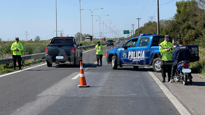 Polémica por el radar de la ruta 168: aseguran que no está habilitado, pero la Provincia defiende su validez
