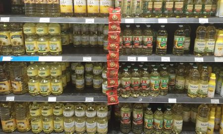 Las botellas de 1.5 ltrs. de aceite con “Omega 9” o “Blend” pueden conseguirse en supermercados desde los 1.068 a los 1.299 pesos. Las botellas de 1.5 ltrs. de aceite con “Omega 9” o “Blend” pueden conseguirse en supermercados desde los 1.068 a los 1.299 pesos.