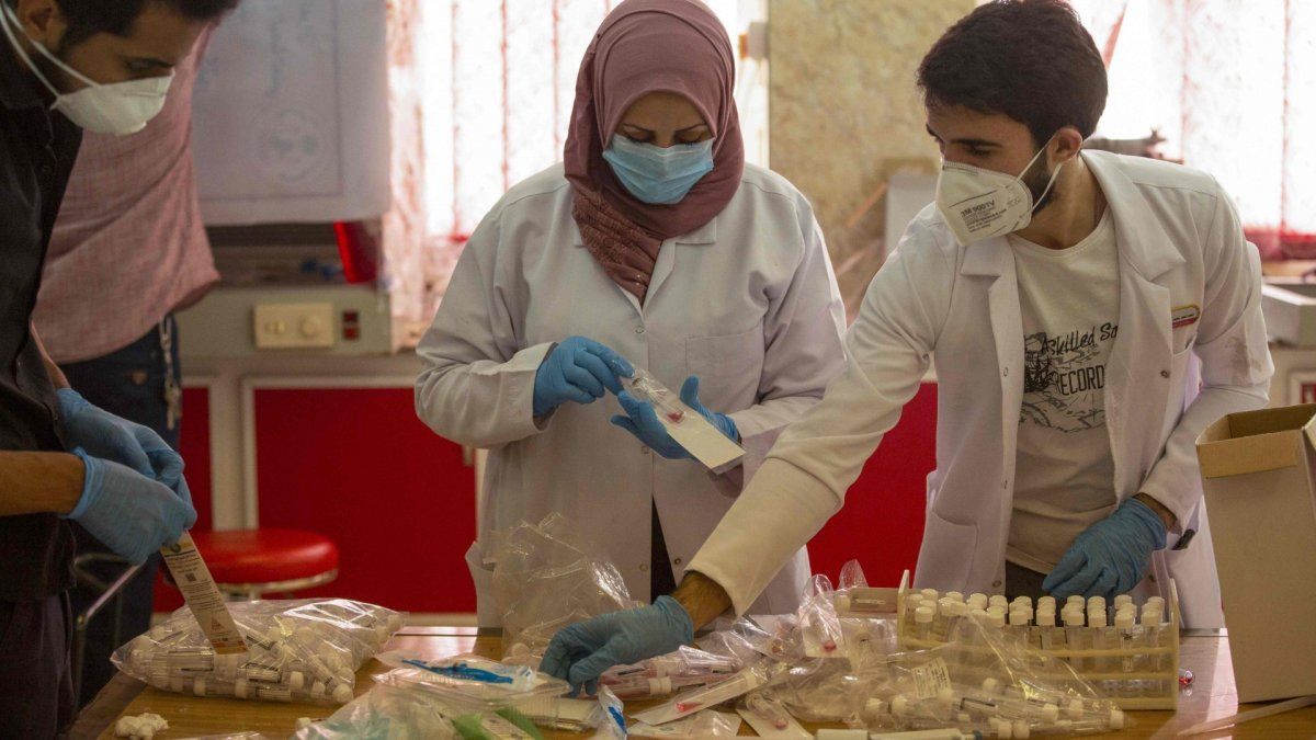 Irak duplicó la cantidad de test diarios a un promedio de 49.000 frente a los 25.000 que se hacían hace seis meses.