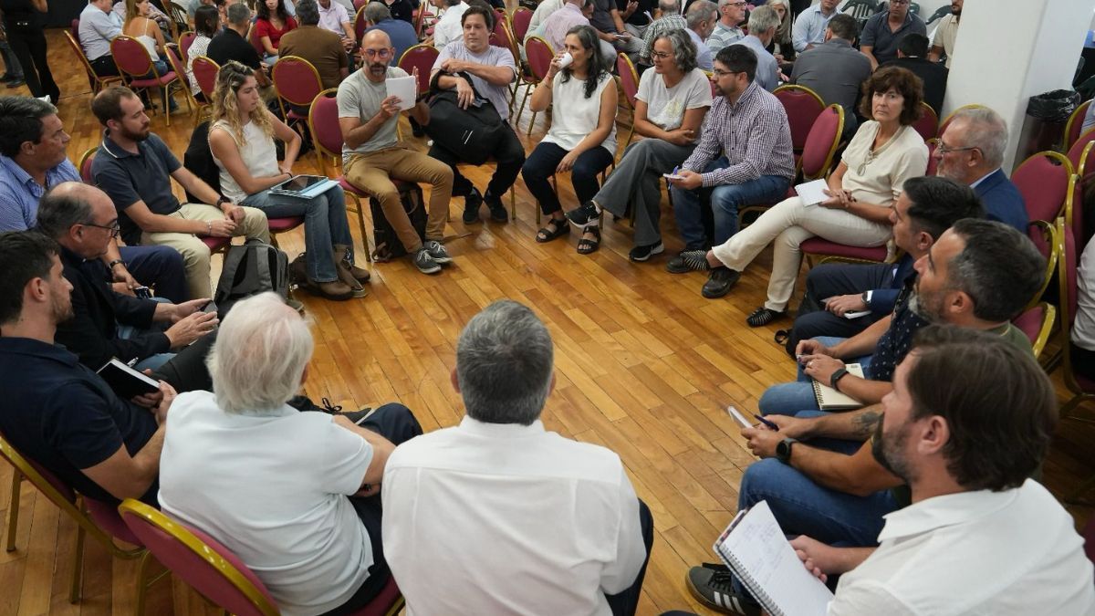 La jornada fue una oportunidad para empezar a construir un plan a futuro para la provincia de Santa Fe. La jornada fue una oportunidad para empezar a construir un plan a futuro para la provincia de Santa Fe.
