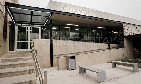 El joven de 22 años se encuentra en el Hospital Cullen con pronóstico reservado. El joven de 22 años se encuentra en el Hospital Cullen con pronóstico reservado.