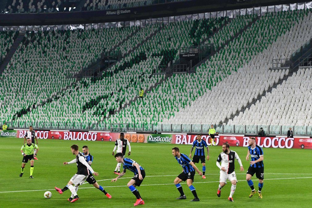 La final de la Copa Italia será con público en las tribunas.