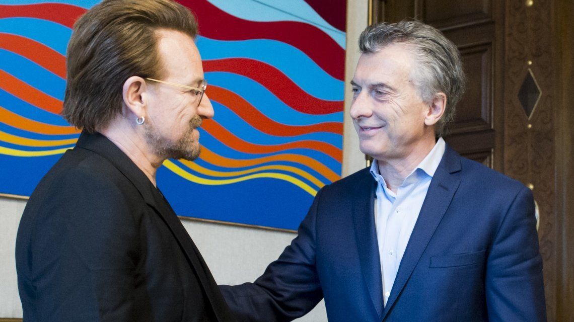 Bono le preguntó a Mauricio Macri por Santiago Maldonado
