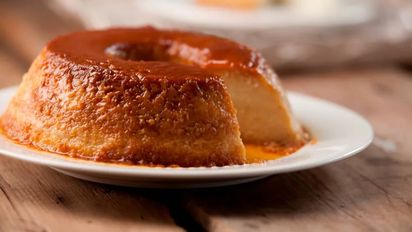 Budín de pan con crema: el paso a paso con la fácil receta de Maru Botana