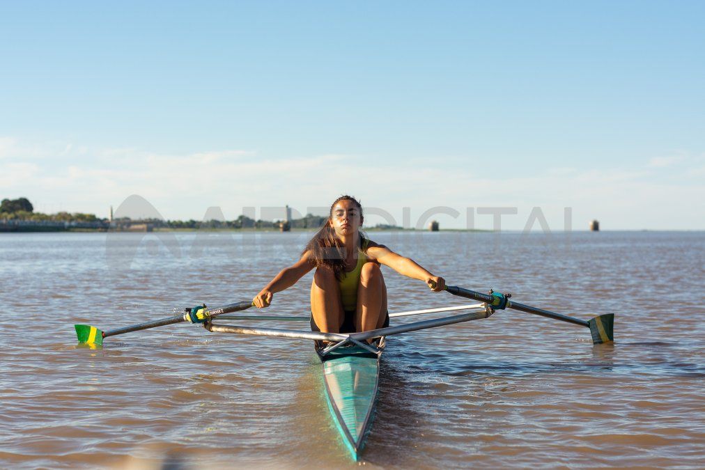 Ingrid Marcipar tiene 18 años y clasificó dos botes a los Juegos Panamericanos en el Pre Panamericano de Santiago de Chile.