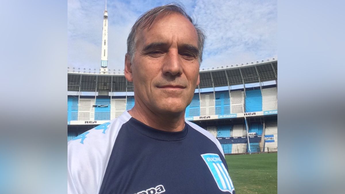 Alejandro Poroto Russo se haría cargo de la coordinación de inferiores de Colón y del equipo de reserva.