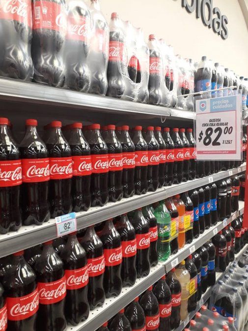 Las bebidas azucaradas suman mucho azúcar y calorías vacías.