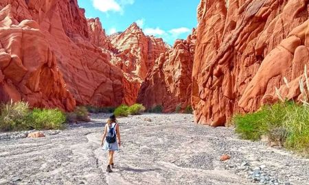 Las Cuevas de Acsibi sorprenden con un paisaje que parece salido de otro planeta. Las Cuevas de Acsibi sorprenden con un paisaje que parece salido de otro planeta.