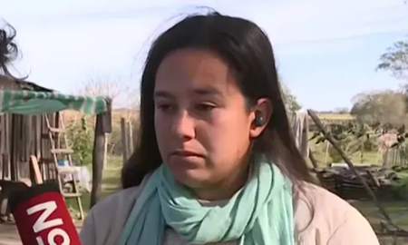 Camila, la prima de Loan Danilo Peña, brindó su testimonio en la fiscalía de Goya. Camila, la prima de Loan Danilo Peña, brindó su testimonio en la fiscalía de Goya.