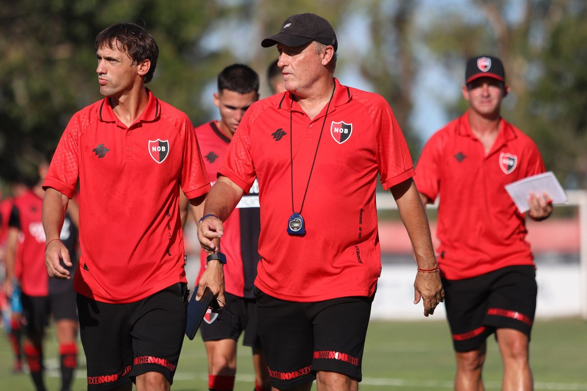 Newells confirmó al nuevo DT tras la salida de Sebastián Méndez: El plantel trabajará bajo sus órdenes