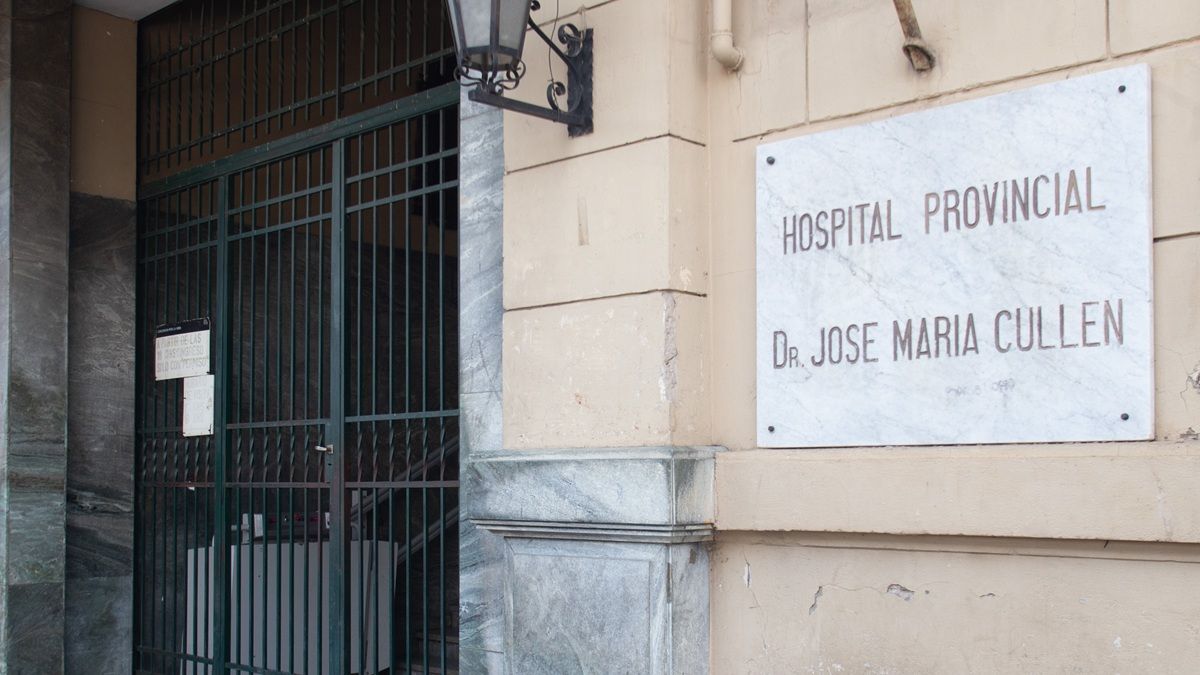 Ingreso al hospital José María Cullen de la ciudad de Santa Fe. 