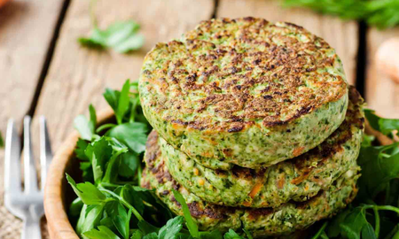 La receta para hacer las hamburguesas de espinaca más ricas y saludables La receta para hacer las hamburguesas de espinaca más ricas y saludables
