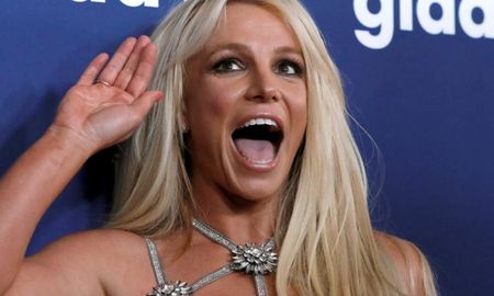 Britney Speas explota de felicidad. Britney Speas explota de felicidad.