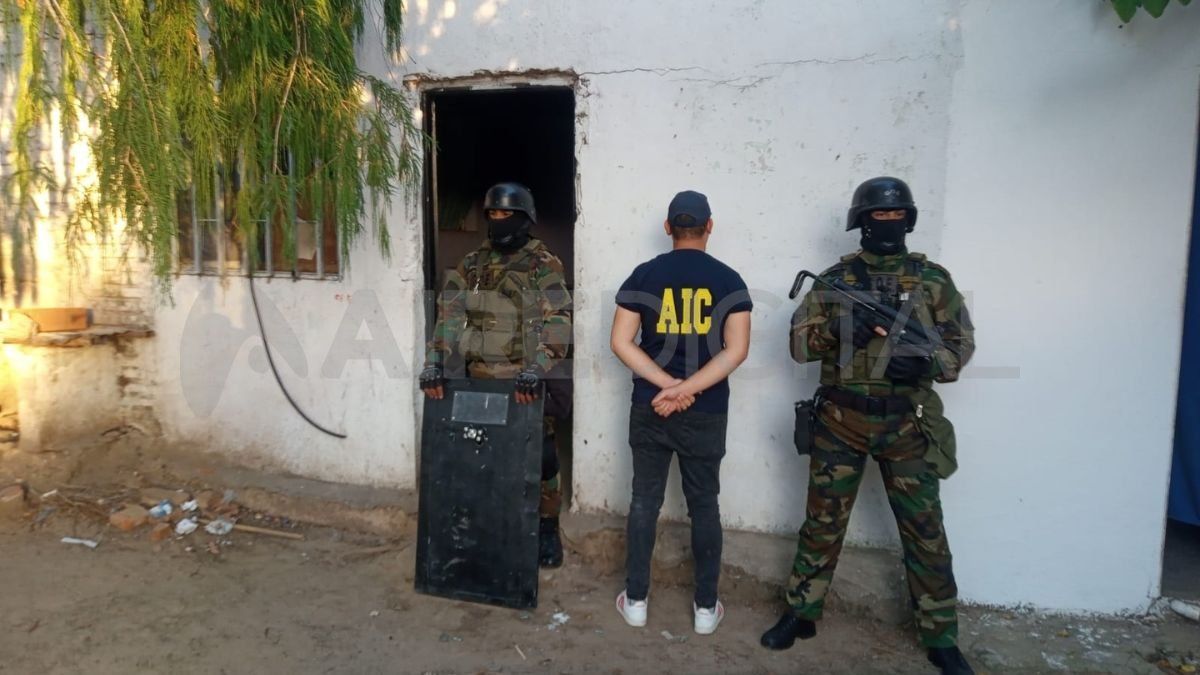 El presunto ladrón fue detenido en un allanamiento realizado en un domicilio de Alto Verde