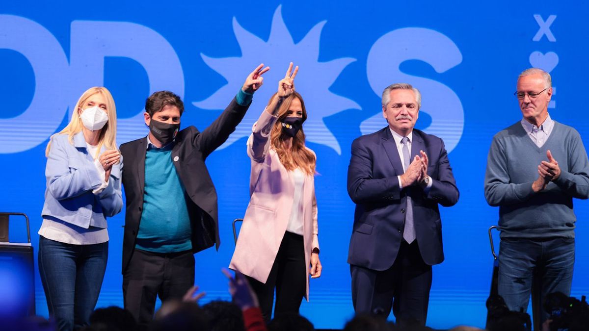 Fernández sostuvo que “la mejor política que tuvimos fue la vacuna e indicó que hay dos modelos de país. Voten por el pueblo