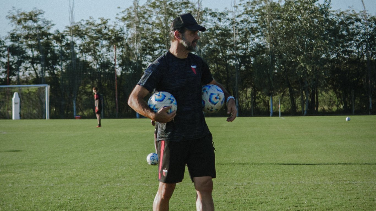 El anuncio esperado que hizo Colón antes del partido contra Defensores de Belgrano