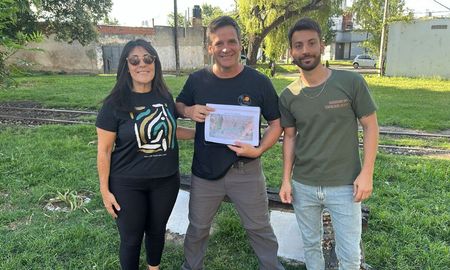 Gabriela Fiameni, Gustavo Rotta y Martín Ratti celebraron la aprobación por parte del Concejo de Santa Fe del Corredor Verde. Gabriela Fiameni, Gustavo Rotta y Martín Ratti celebraron la aprobación por parte del Concejo de Santa Fe del Corredor Verde.
