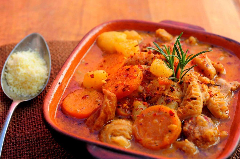 Buseca criolla: la receta perfecta e irresistible para disfrutar en los días de invierno.