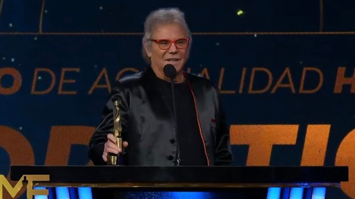 Beto Casella ganó el Martín Fierro como conductor y se lo dedicó a sus compañeros de Bendita